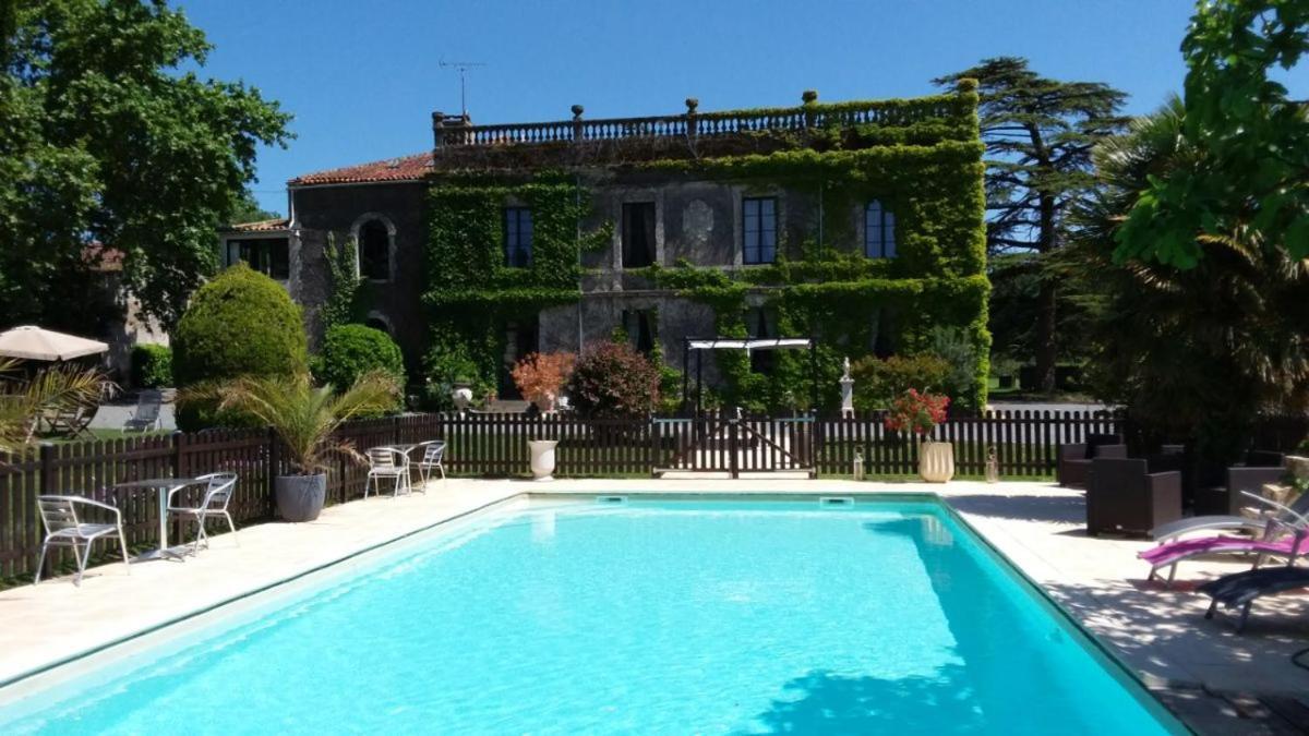 Chateau Le Poiron Bed & Breakfast Pissotte Ngoại thất bức ảnh